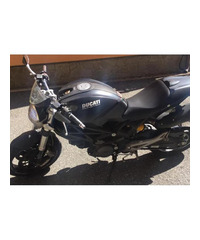 Ducati Monster 696 - 2011