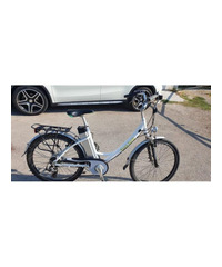 Bicicletta elettrica "come nuova"ruote verdi 26