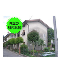 Capriva del Friuli: Casa indipendente 5 Locali o piu