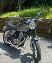 Yamaha sr 400