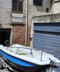 Barca trimarano 4 metri restaurata