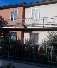 Villa unifamiliare - Sale (AL)