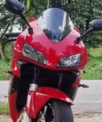 Honda cbr 600 rr