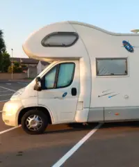 Camper mansardato 6 posti