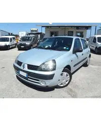 RENAULT CLIO 1,2 BENZINA - ANNO 2002 - Puglia